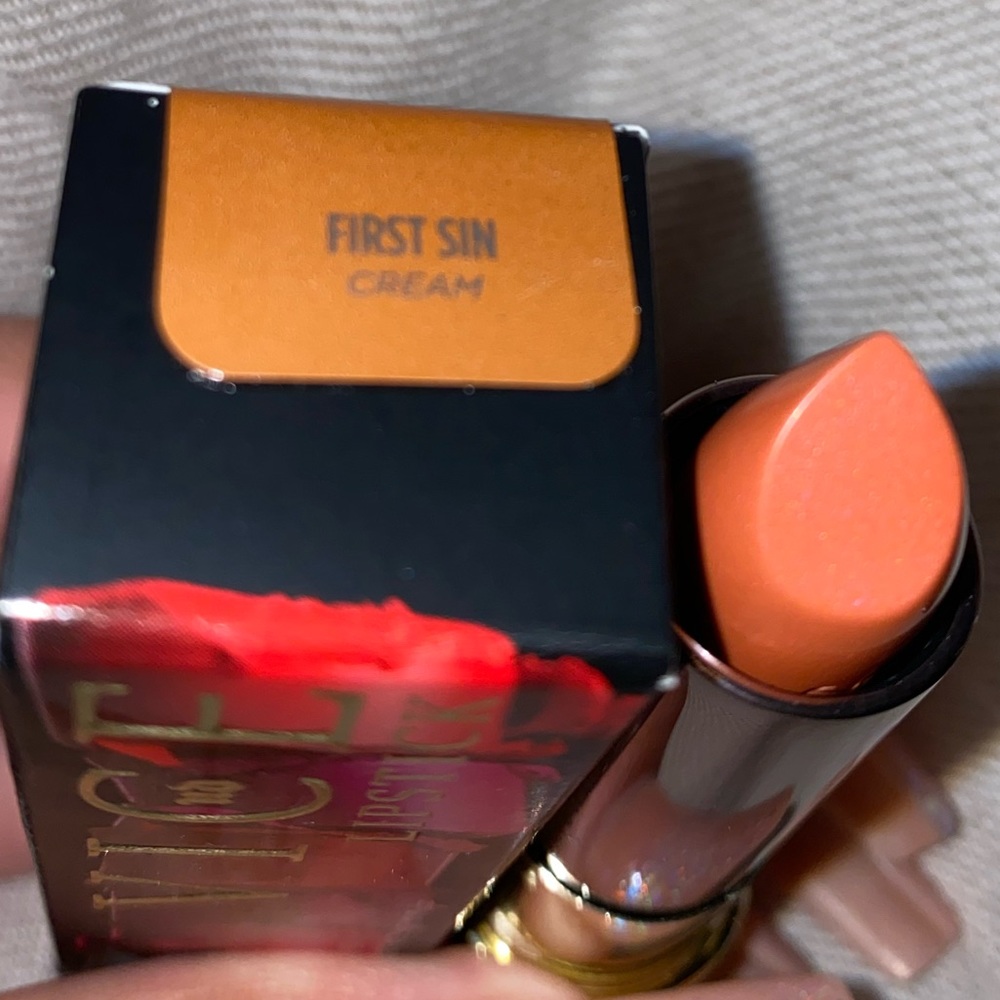 Urban decay vice cream lipstick First Sin